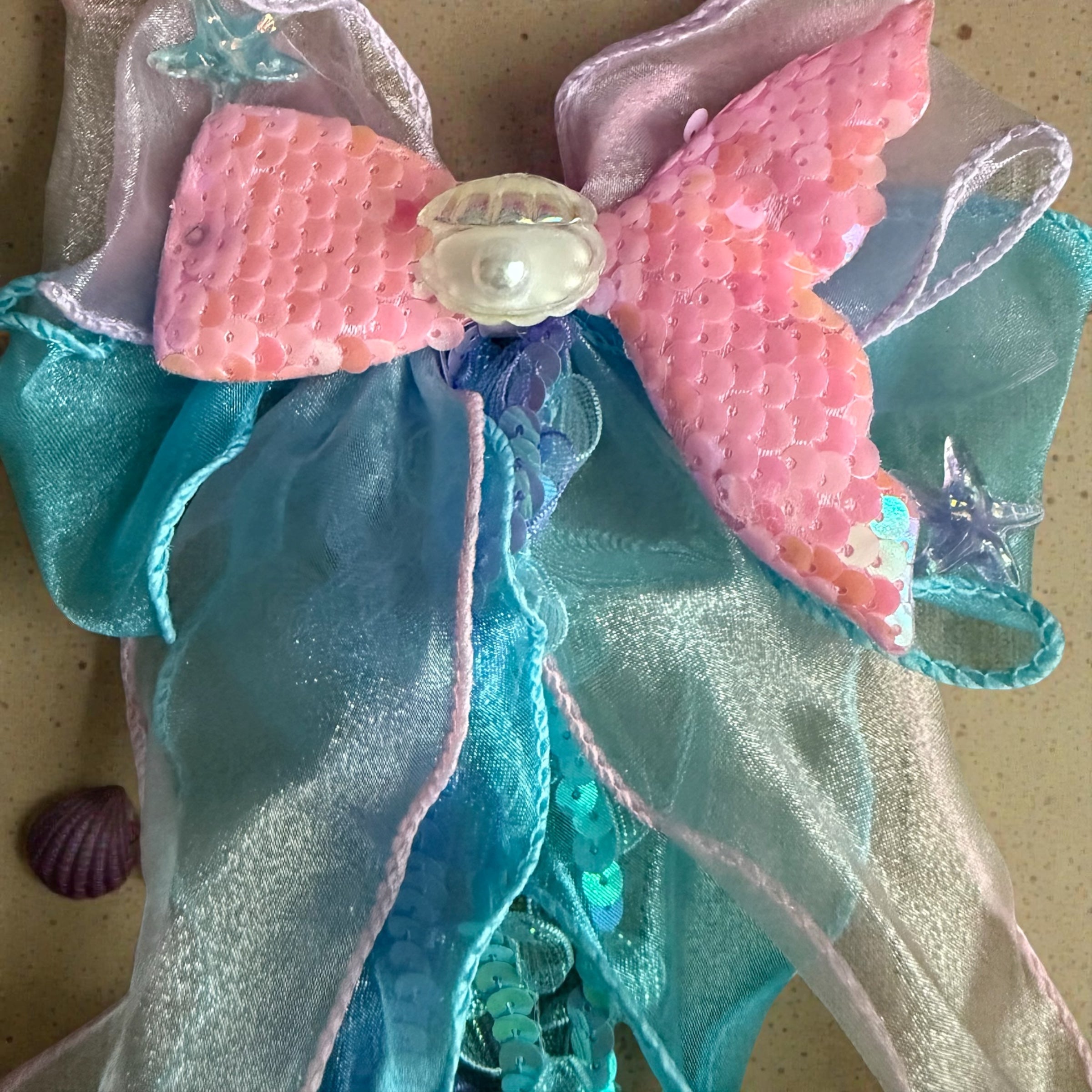 Mermaid bow & rainbow purse (set)